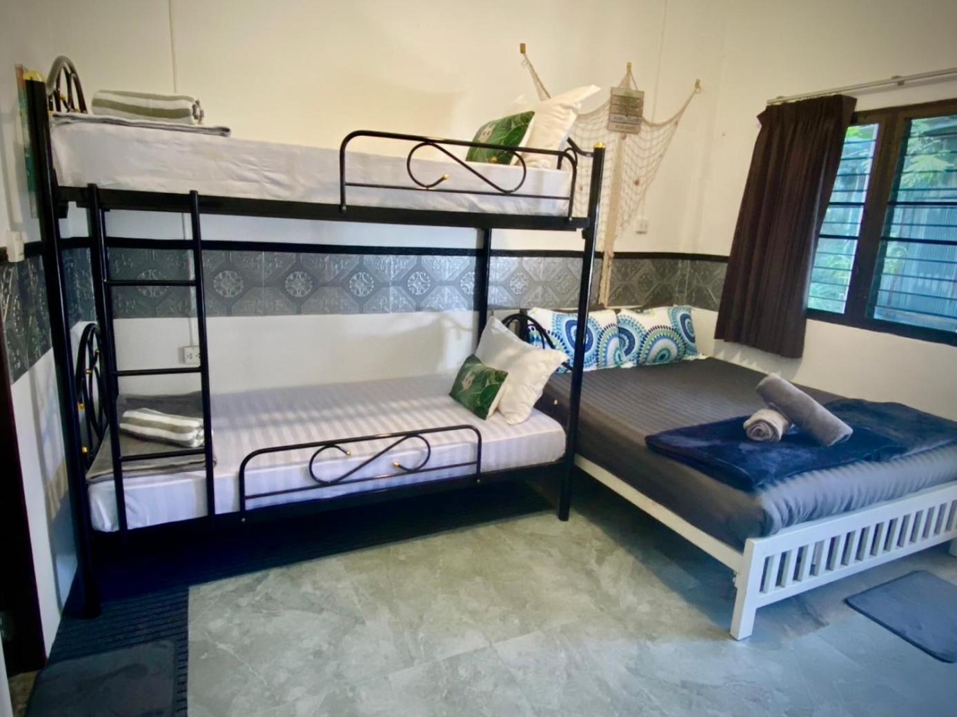 Me Hostel & Homestay At Haadrin Haad Rin Bagian luar foto